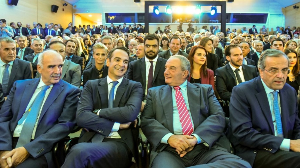 Ο πονοκέφαλος Μητσοτάκη για τις Πρέσπες – Ο ρόλος Καραμανλή και Σαμαρά