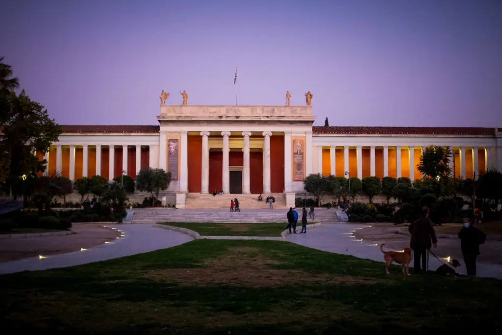 Τα μουσεία ανοίγουν και το υπουργείο Πολιτισμού το “γιορτάζει” με ένα βίντεο
