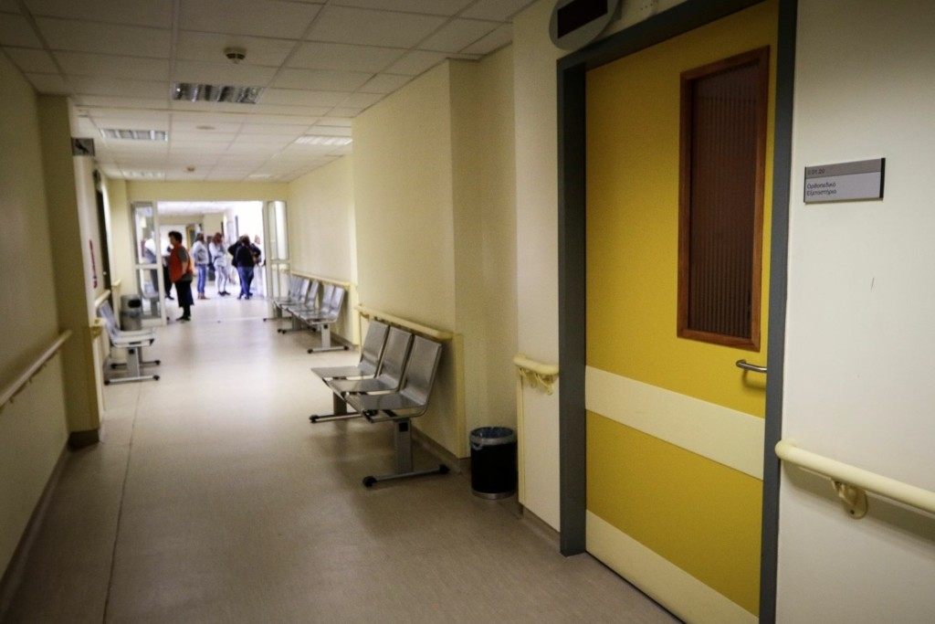 Γιατροί κυκλοφορούσαν με “μαϊμού” πιστοποιητικά εμβολιασμού στην Κρήτη