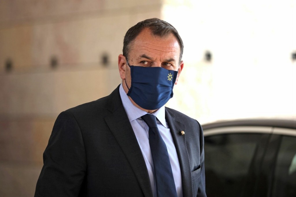 O υπουργός Άμυνας τιμά την Άλωση της Κωνσταντινούπολης (pic)