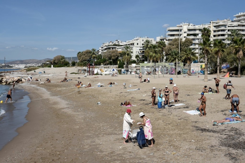 Μετά τα φροντιστήρια και οι παραλίες – Τι προτείνουν για το λιανεμπόριο οι λοιμωξιολόγοι