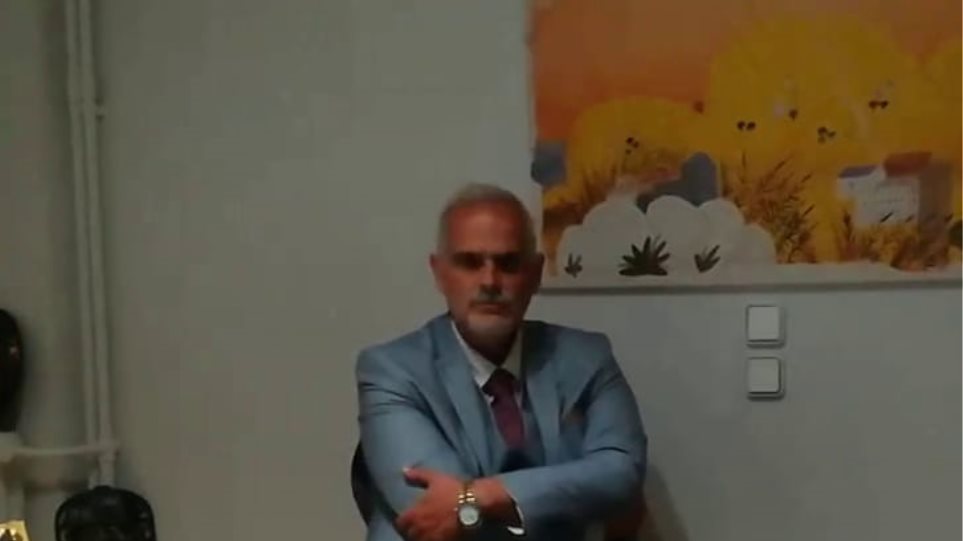 “Ντου” Ρουβίκωνα σε δικηγορικό  γραφείο για το γηροκομείο Χανίων