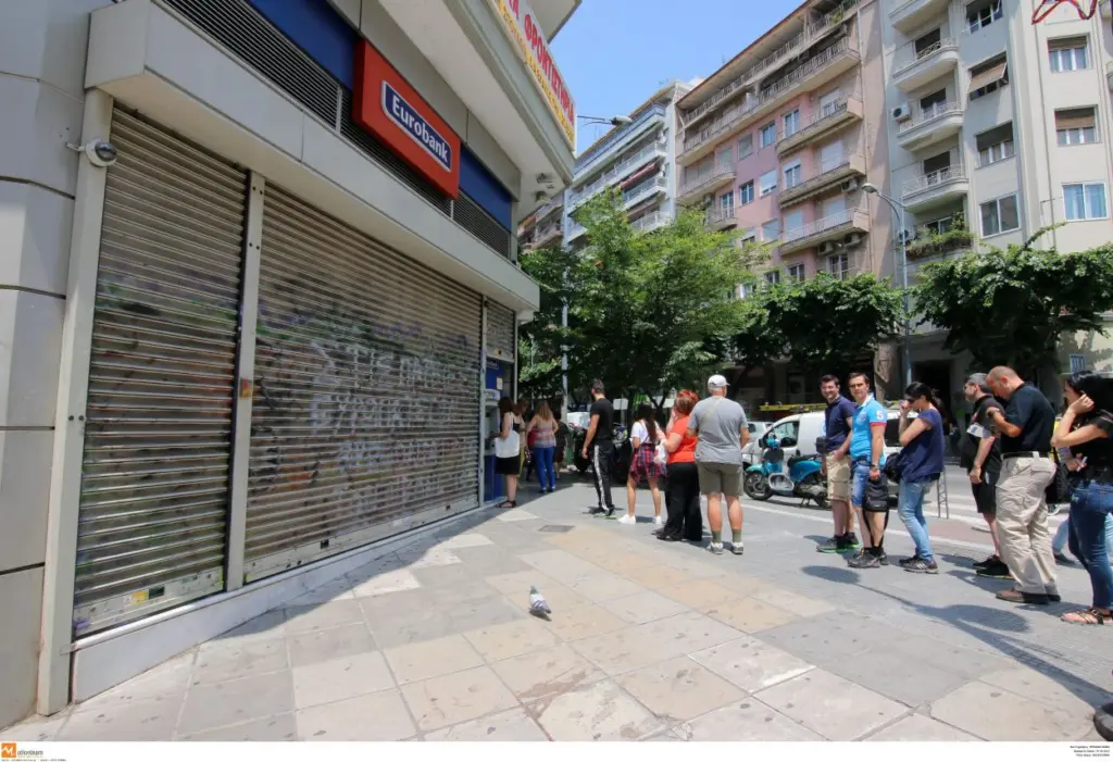 Πώς θα γίνεται η είσοδος στα καταστήματα από την Δευτέρα