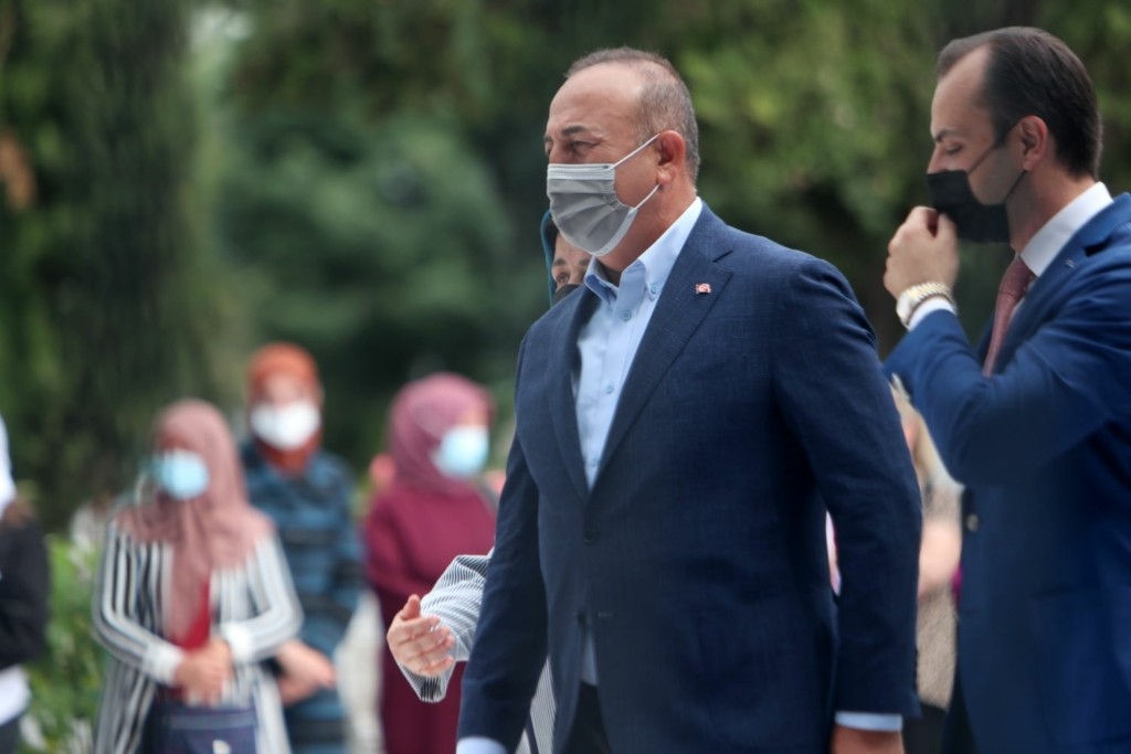 Μετά την “τουρκική μειονότητα” ήρθαν τα “Τουρκικά Γυμνάσια” από τον Τσαβούσογλου – (pics)