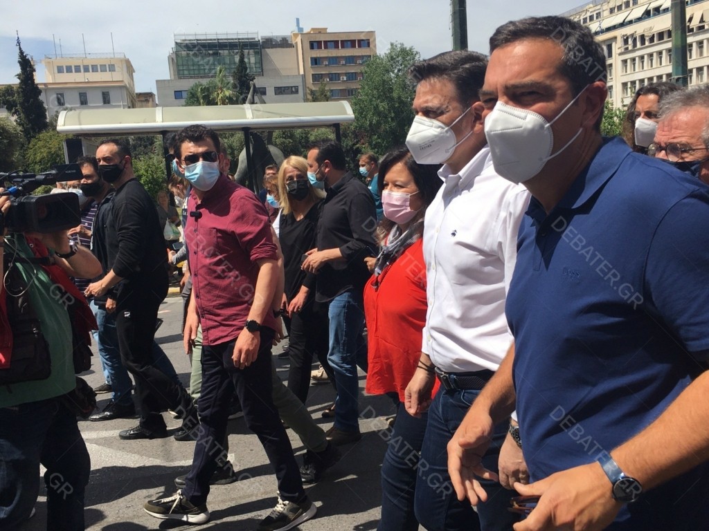 Απεργία – Παρουσία Τσίπρα το μπλοκ του ΣΥΡΙΖΑ (pics&vid)