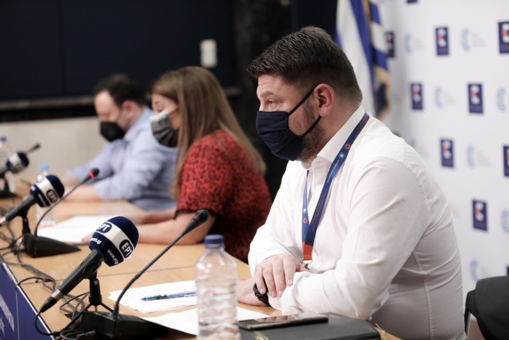 Οι δέκα περιοχές που κοκκίνησαν μετά το Πάσχα – Τι ανακοινωσε ο Χαρδαλιάς
