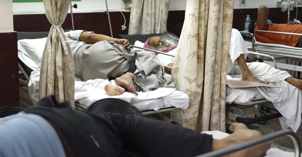 Νέο εφιαλτικό ρεκόρ κρουσμάτων στην Ινδία – Προς παγκόσμιο αποκλεισμό η χώρα (vid)