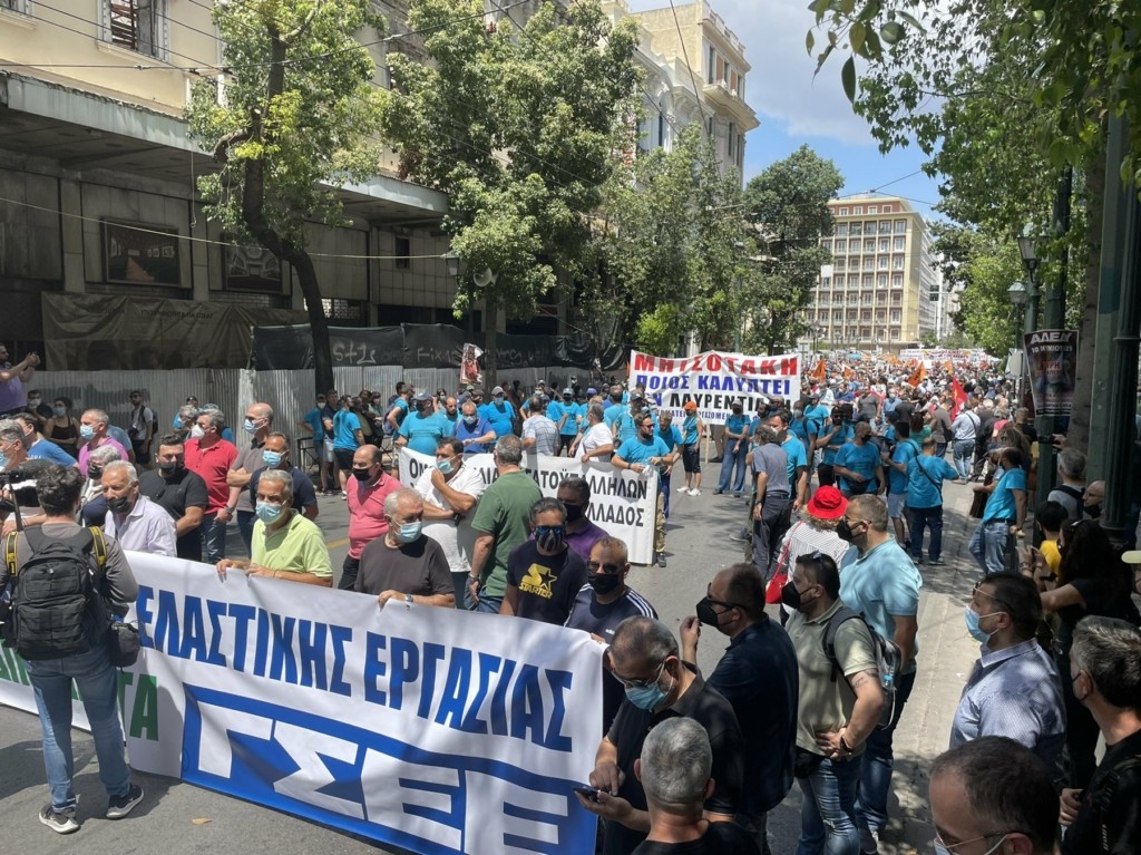 Σε εξέλιξη οι συγκεντρώσεις έναντια στο εργασιακό ...