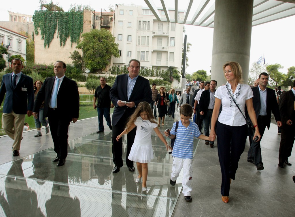 Η Νατάσα Παζαΐτη γιορτάζει την ενηλικίωση των διδύμων με ένα συγκινητικό βίντεο