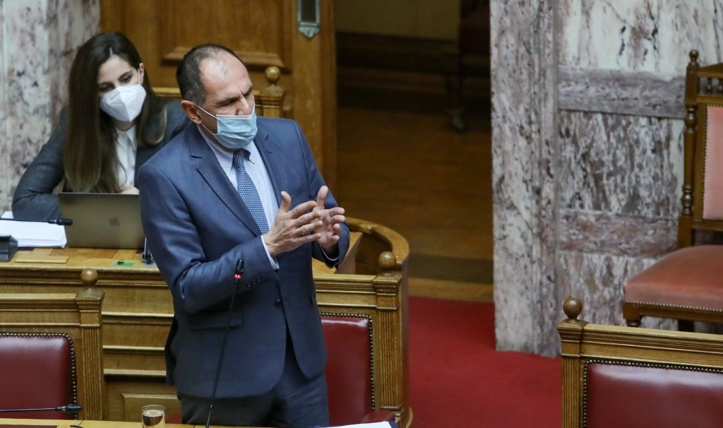 Γεραπετρίτης – Η κυβέρνηση δίπλα στην αγορά και την επιχειρηματικότητα