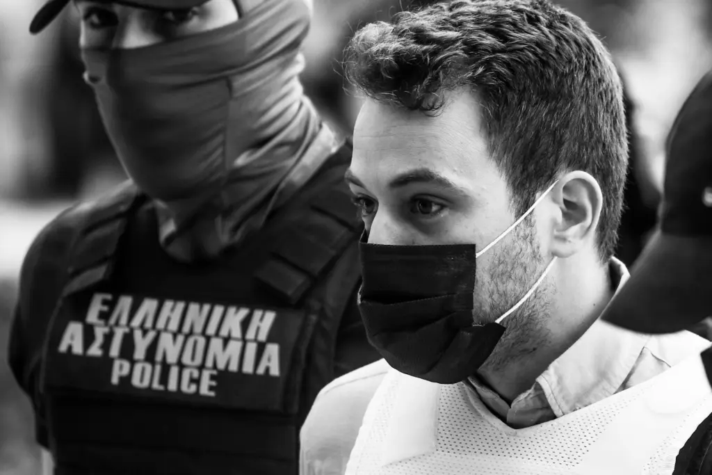 Μυστικά και ψέματα στα Γλυκά Νερά – Τι έδειξε η άρση τραπεζικού απορρήτου του Μπάμπη Αναγνωστόπουλου