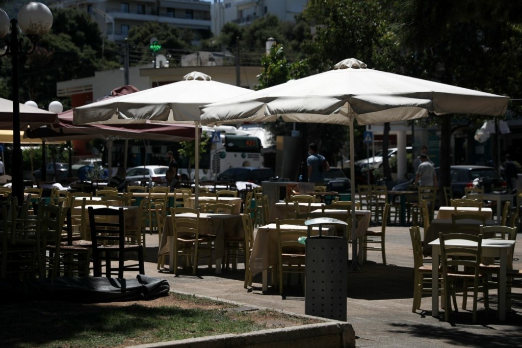 Περίπου 37.000 ευρώ πρόστιμα σε μόλις δύο μέρες σε μαγαζιά της Αττικής