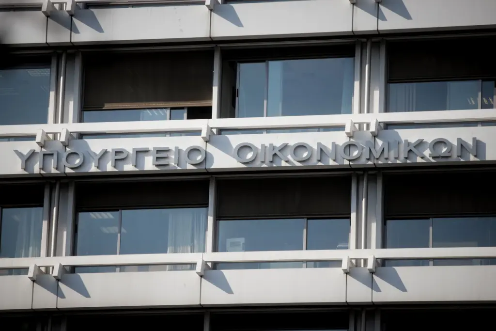 Υπουργείο Οικονομικών: Περισσότερα από 5 δισ. ευρώ χρεών “ρυθμίστηκαν” το 2024