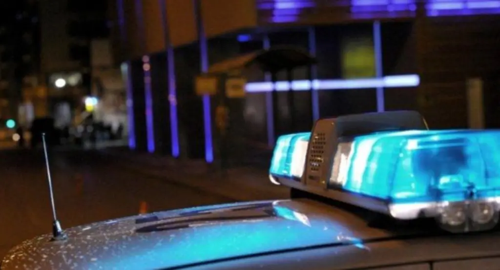 Γερή “καμπάνα” για τον διαρρήκτη που μπούκαρε στο σπίτι πρώην του, τα έκανε όλα “γυαλιά καρφιά” και το βιντεοσκόπησε