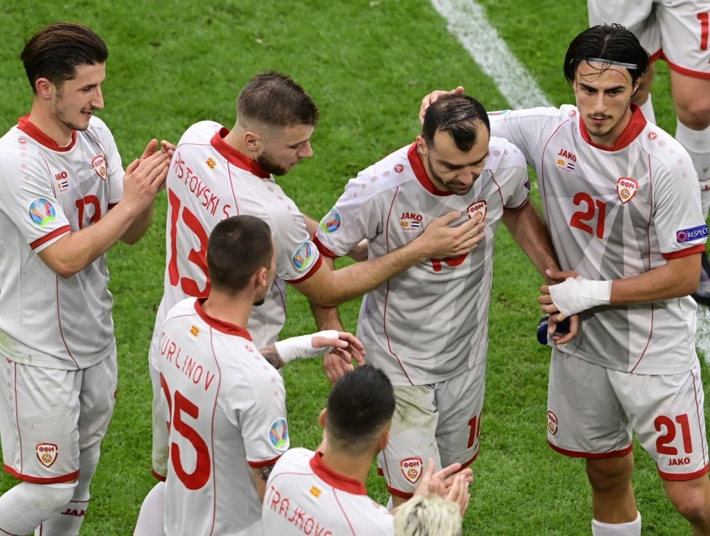 Η Αυστρία προκρίθηκε στους “16” με γκολ του Μπαουμγκάρτνερ