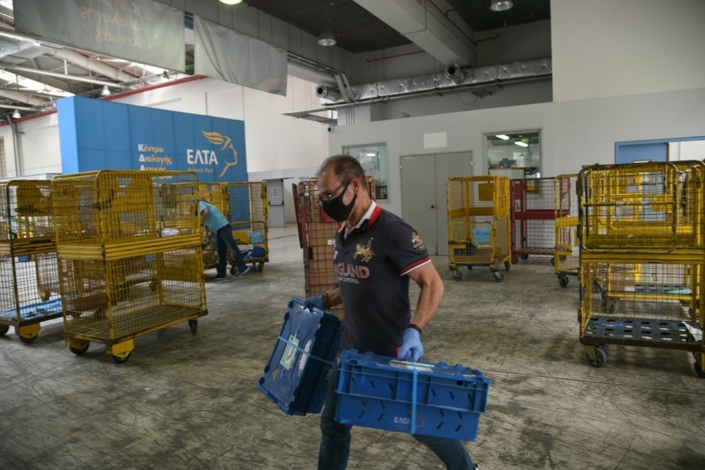 Ακριβότερες οι ηλεκτρονικές παραγγελίες   δεμάτων από το εξωτερικό από 1η Ιουλίου