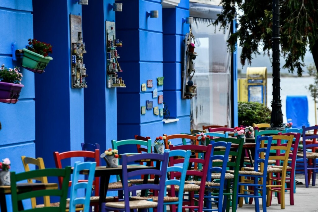 Δύσκολο “παζλ” η διασκέδαση από τις 15 Ιουλίου – Όλες οι χρήσιμες οδηγίες και ο “βραχνάς” για τους ανεμβολίαστους
