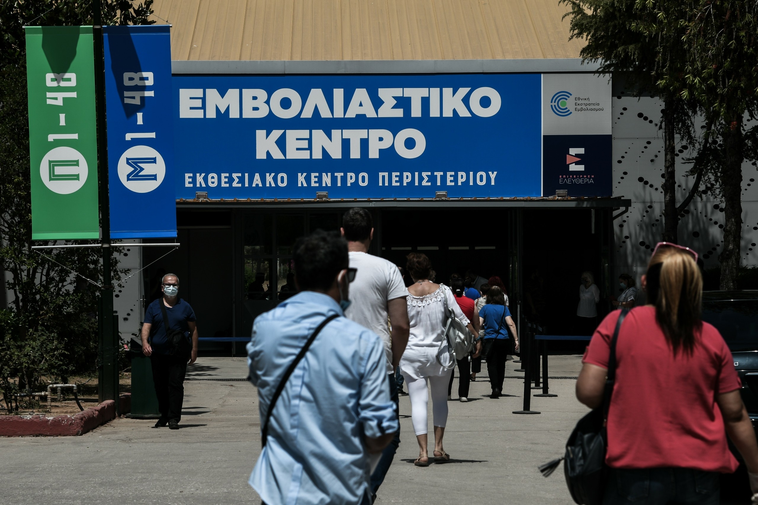 Ο Σαρηγιάννης κρούει τον κώδωνα του κινδύνου – “Πάμε για μέσο όρο 2.000 κρούσματα”