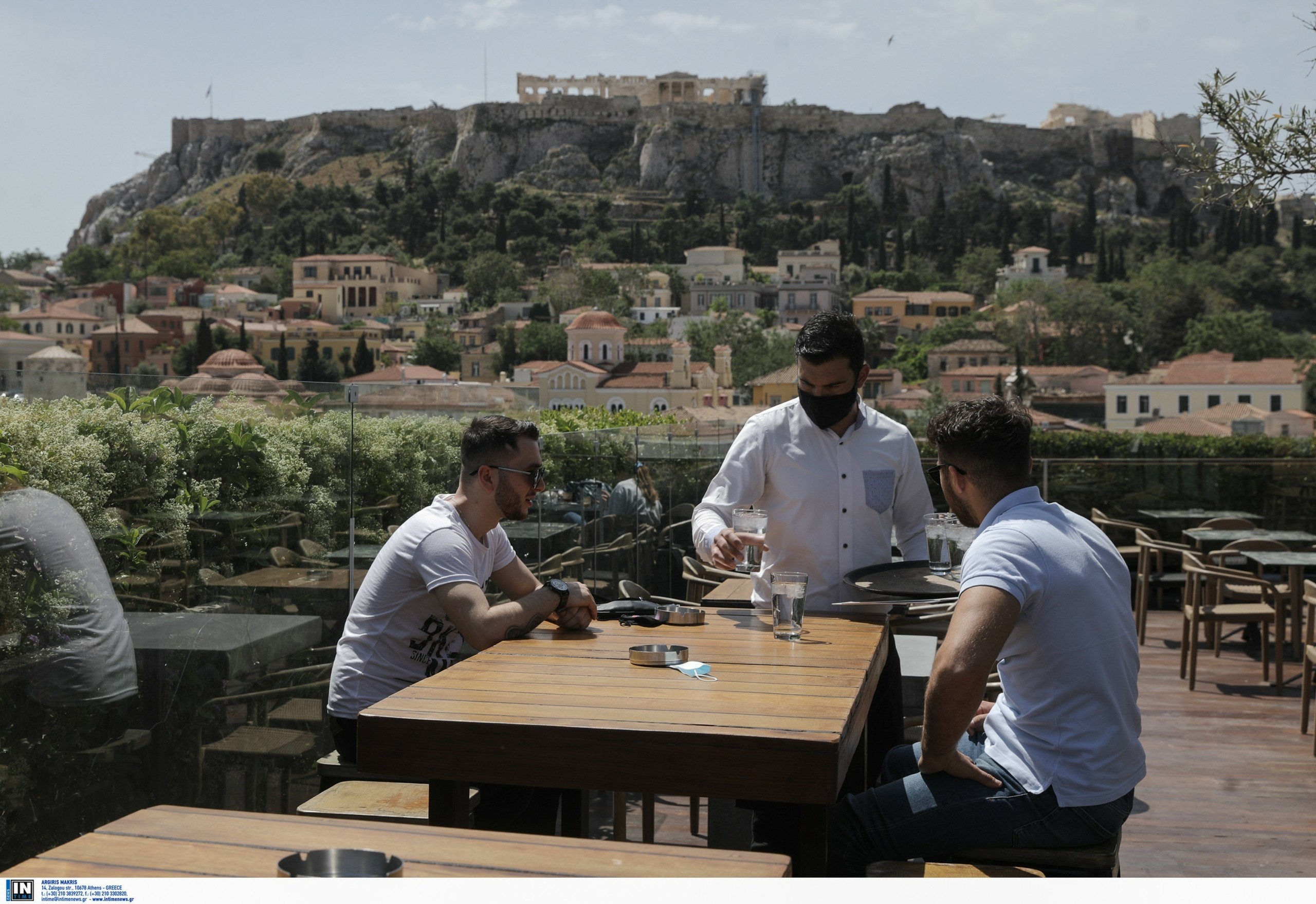 Η ώρα των αποφάσεων για τη μουσική στην εστίαση και την απαγόρευση της κυκλοφορίας