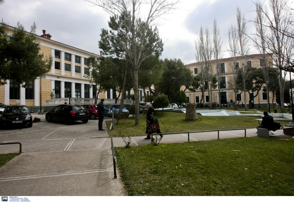 Δικαίωση για τη μητέρα της ζητά η κόρη της 64χρονης στην Αγία Βαρβάρα – “Είμαστε η φωνή της μάνας μας” (vid)