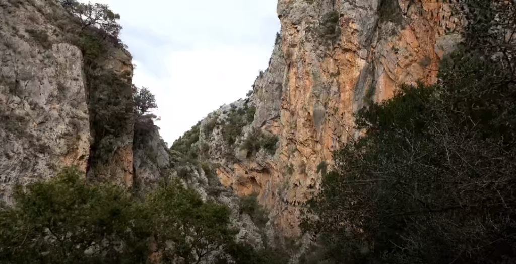 Τουρίστας έπεσε στο Φαράγγι Πατσού – Βρίσκεται σε σοβαρή κατάσταση στη ΜΕΘ