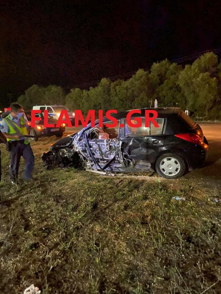 Απίστευτο τροχαίο στην Πατρών Πύργου – Μετά τη σύγκρουση βρέθηκαν στο χωράφι (pic)