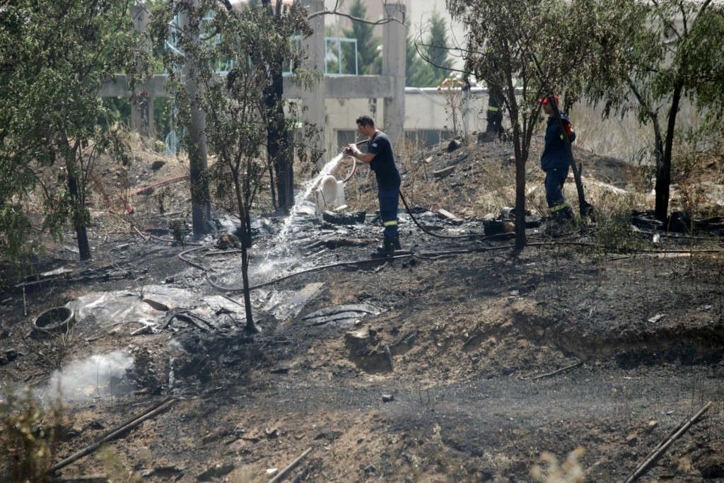 Έσβησε η φωτιά κοντά στο αμαξοστάσιο του ΟΑΣΘ