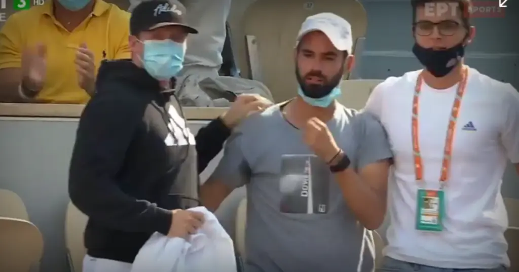 Στο πλευρό της Σάκκαρη ο Κωνσταντίνος Μητσοτάκης – Γιατί την παρακολουθούσε (pics)