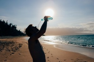 Μέτρα προστασίας από τον καύσωνα – Συστάσεις προς τους πολίτες και τις ευάλωτες ομάδες