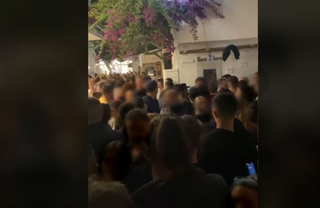 Η μάσκα πήγε “περίπατο” στη Μύκονο – Απίστευτος συνωστισμός στα Ματογιάννια (vid)
