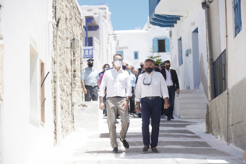 Μητσοτάκης από Αστυπάλαια – “Επόμενο βήμα η μείωση του ΦΠΑ στα νησιά”