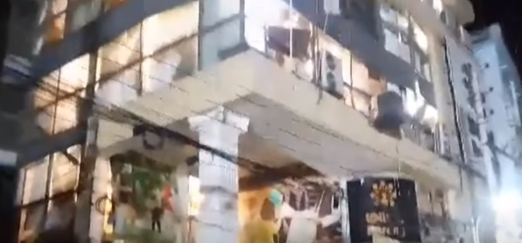 Φονική έκρηξη στο Μπαγκλαντές – Επτά άνθρωποι νεκροί  (vid)