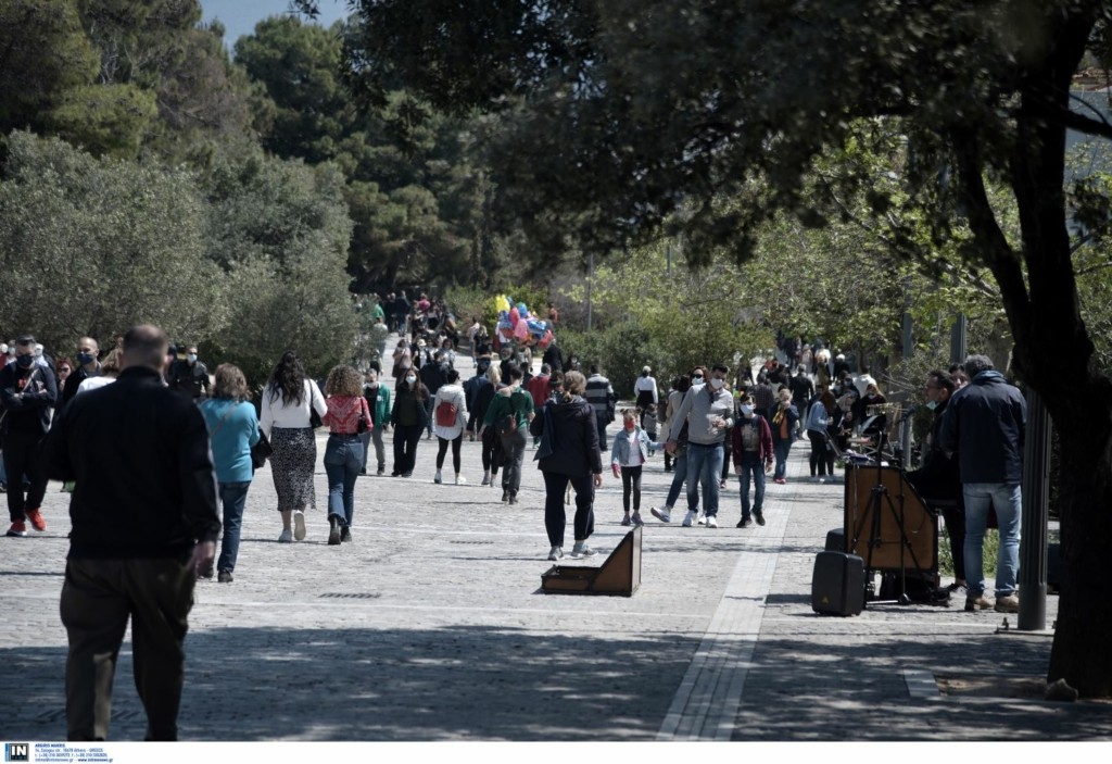 Μια νέα πραγματικότητα έρχεται – Στις 12:30 οι ανακοινώσεις για εστίαση, εκδηλώσεις και προνόμια εμβολιασμένων