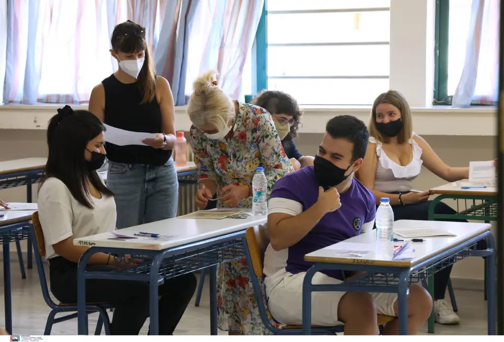 Συνεχίζονται οι Πανελλαδικές για τα ΕΠΑΛ – Τα μαθήματα που δίνουν οι υποψήφιοι