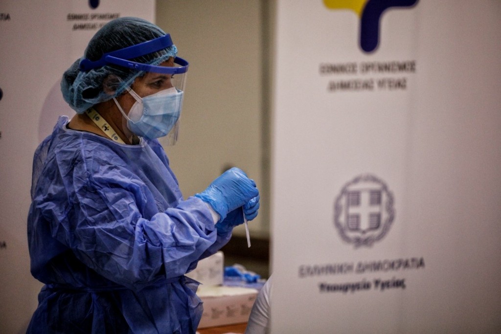Η Λάρισα μια ανάσα πριν τον τριψήφιο αριθμό κρουσμάτων – Αττική και Θεσσαλονίκη σταθερά στην κορυφή