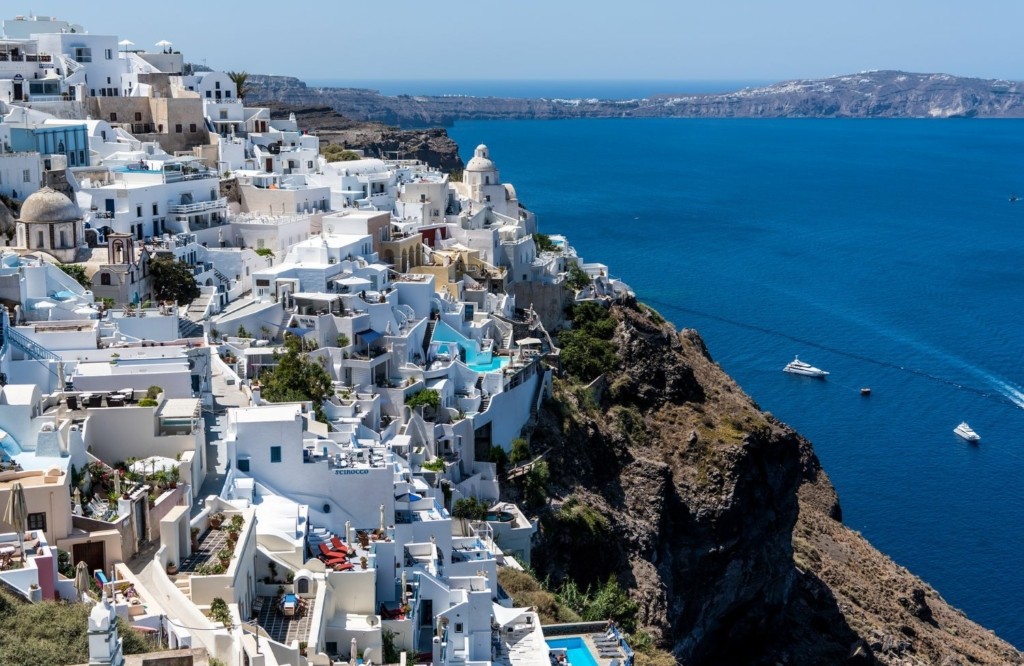 Πετάνε για Ελλάδα οι Γερμανοί – Αυξημένα τα αεροπορικά εισιτήρια για την χώρα