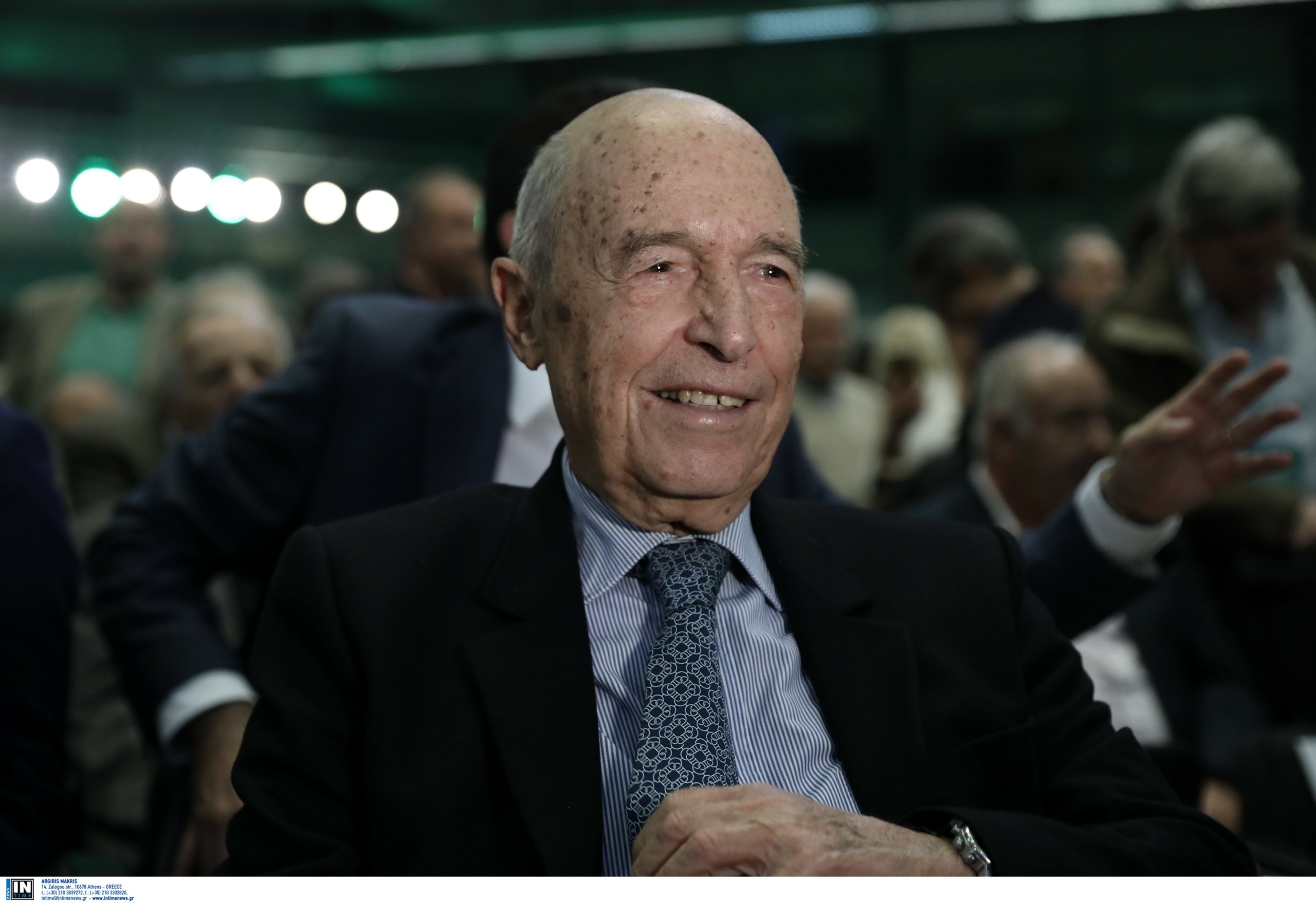 Όλα τα’ χει το ΚΙΝΑΛ, ο Σημίτης του λειπε…