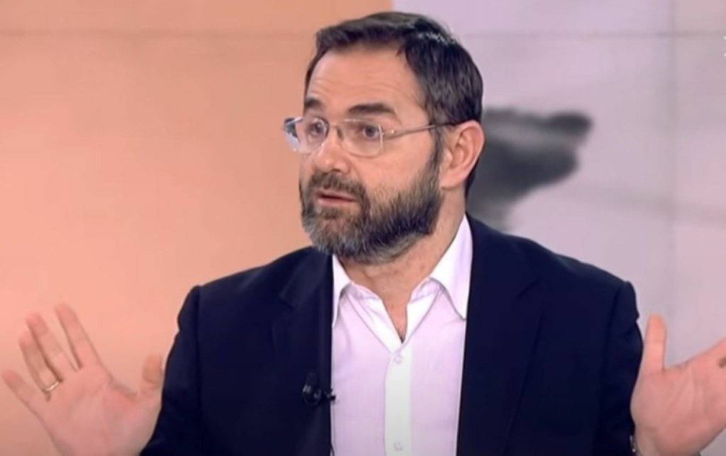 Ο Ρουβίκωνας ανέλαβε την ευθύνη της επίθεσης με μπογιές στο σπίτι του Μπαλάσκα