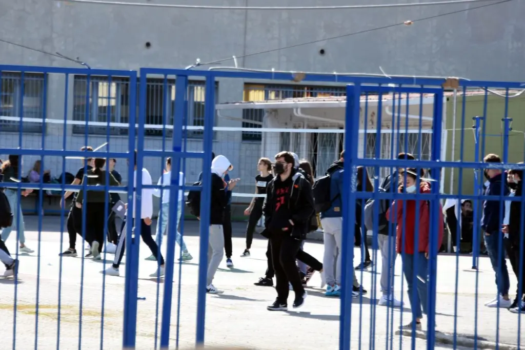 Ποια είναι τα σχολεία που θα παραμείνουν κλειστά την Πέμπτη στην Αττική
