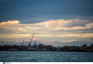 Τραγωδία στη Θεσσαλονίκη: Γυναίκα ανασύρθηκε νεκρή από τον Θερμαϊκό