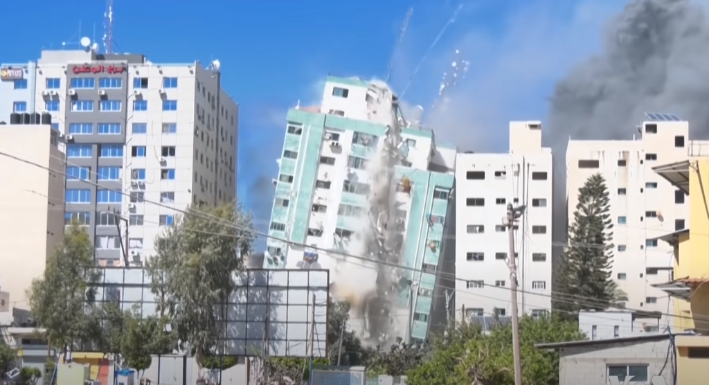 Το Ισραήλ καταγγέλει τη Χαμάς για ηλεκτρονικό σύστημα στο κτίριο που βομβαρδίστηκε
