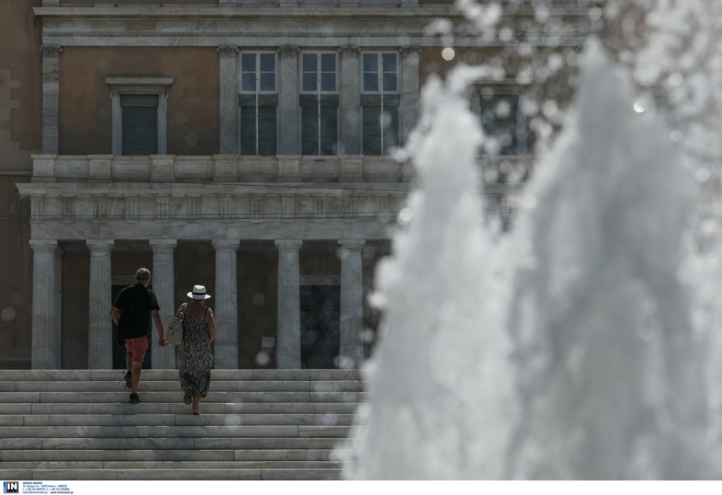 Αυτοί είναι οι χειρότεροι καύσωνες στην Ελλάδα τα τελευταία 100 χρόνια (vids)