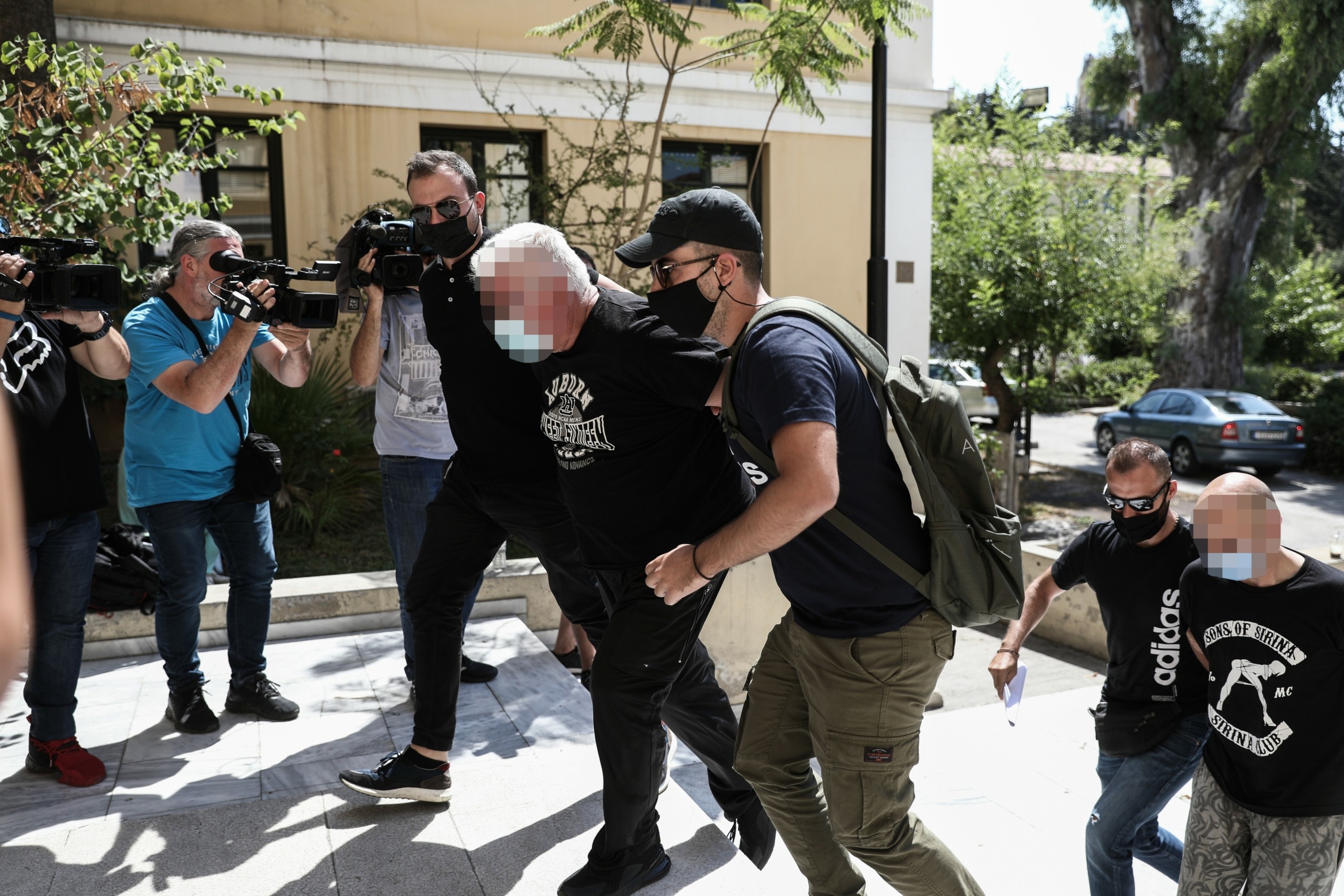 Ανατροπή στη φρίκη της Ηλιούπολης – Εμπλέκεται και τρίτο άτομο – Βαριές καμπάνες και στον πατέρα που τη βίαζε για 6 χρόνια