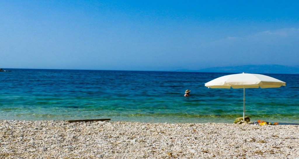 Ανοίγουν δωρεάν οργανωμένες παραλίες για τους πολίτες λόγω καύσωνα