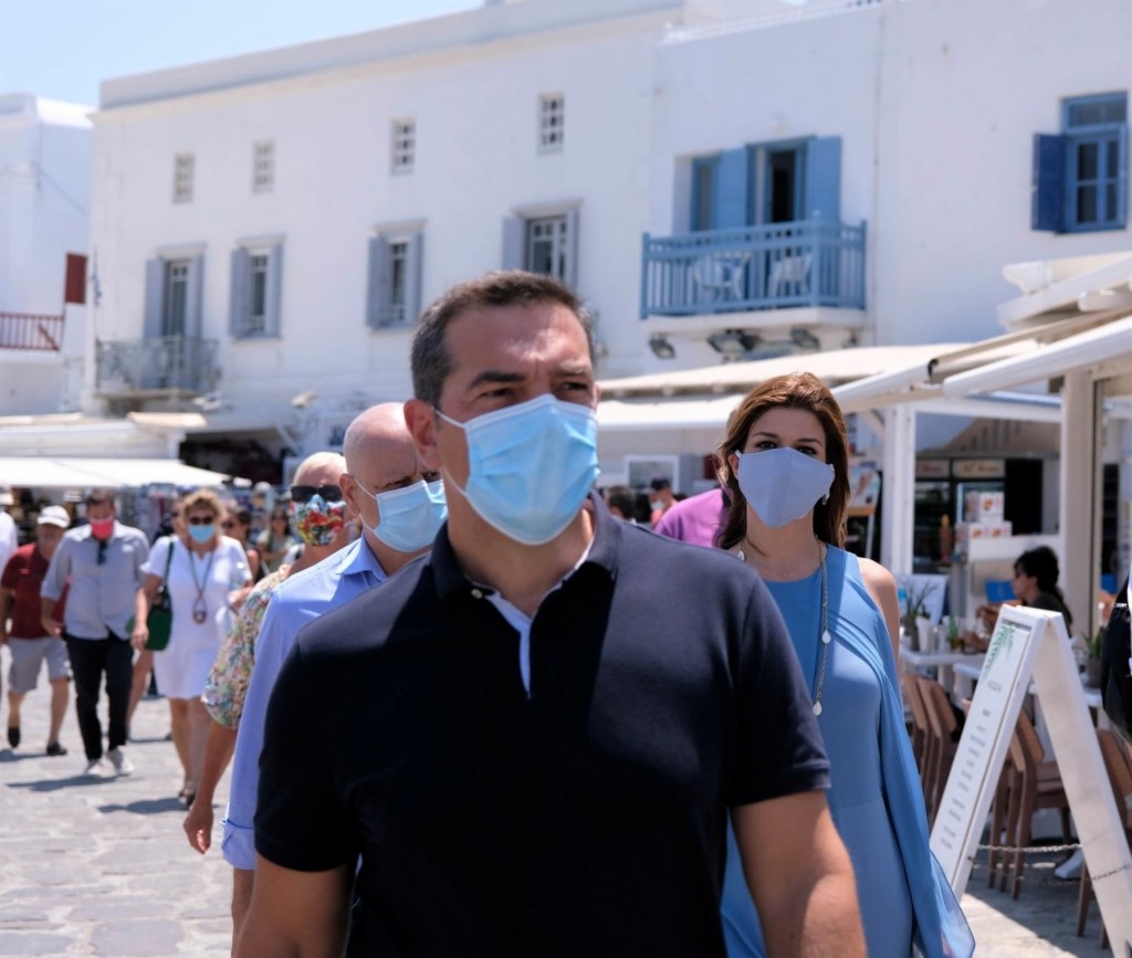 Ο Αλέξης Τσίπρας ανησυχεί για το κύμα καύσωνα και ζητά να κηρυχθεί η Δευτέρα αργία