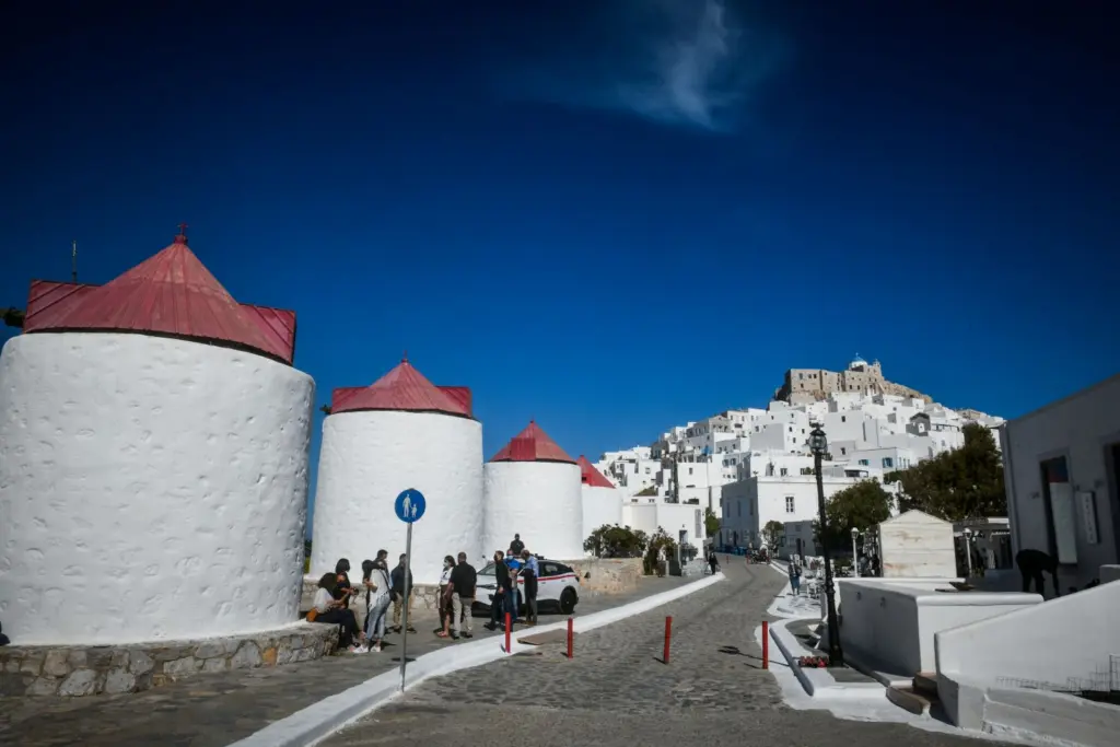 Ξεκινούν οι αιτήσεις του Κοινωνικού Τουρισμού για τους παρόχους