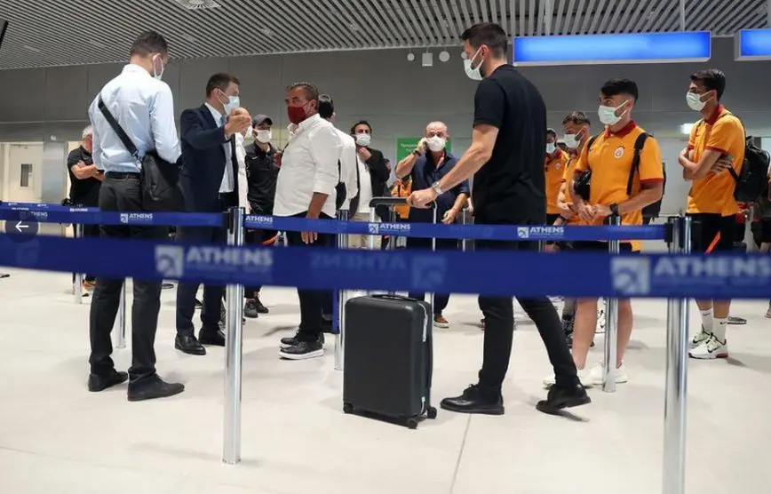 Διπλωματικό “μπαρούτι” από τουρκικές εφημερίδες – “Αγενείς Έλληνες” (pics)