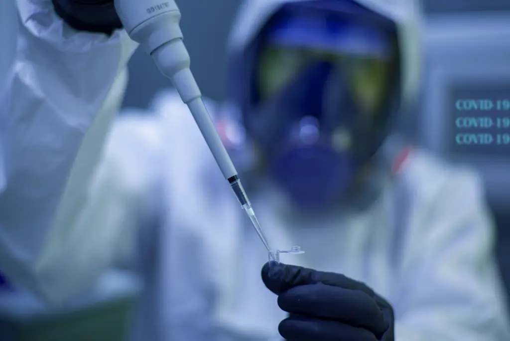 Πάνω από 900.000 παιδιά στις ΗΠΑ έκαναν την πρώτη δόση του εμβολίου της Pfizer
