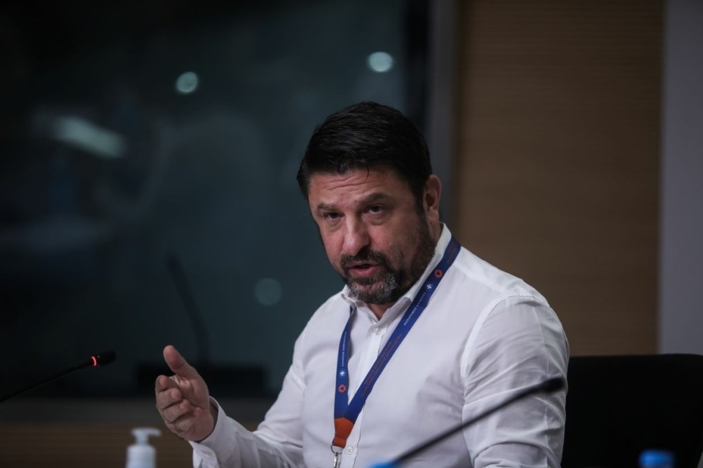 Βόμβα Χαρδαλιά για “κόκκινα” νησιά – “Δεν αποκλείεται να ξανακλείσει η Μύκονος – Μέτρα όπου χρειαστεί”