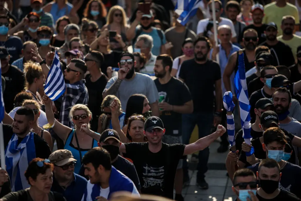 Η πρόεδρος του Ιατρικού Συλλόγου Πάτρας περιγράφει την επίθεση από αρνητές – “Ο επικεφαλής τους είναι ψυχίατρος” (vid)